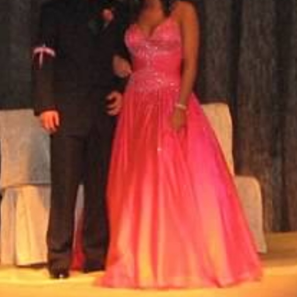 Night Moves Prom Dress - Coral